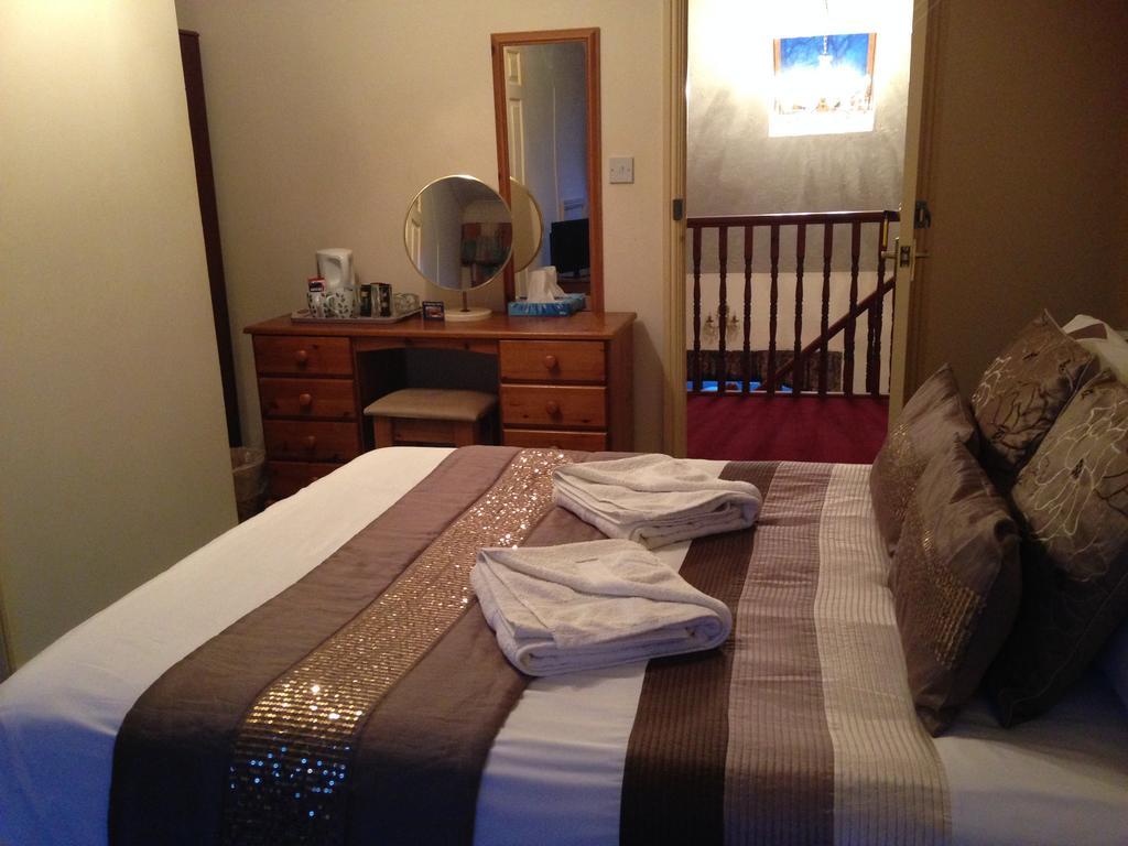 Westgrange House Bed & Breakfast แคนเทอร์เบอรี ภายนอก รูปภาพ